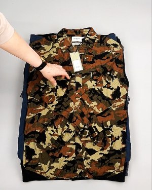 Фотография  533 - AMAZON mix муж весна 015#15 кг, ЛОТ №7738 оптом в Калининграде и Калининградской области