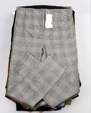 Купить Брюки женские лето C&A 025#10 кг, ЛОТ №7893 оптом в Калининграде и Калининградской области