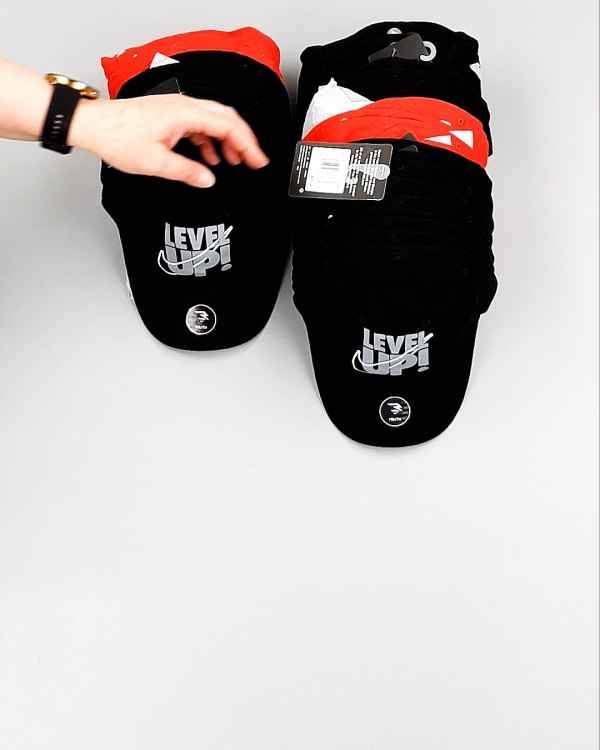 Фотография  505 - Кепки детские CAN 084#5 кг, ЛОТ №7966 оптом в Калининграде и Калининградской области