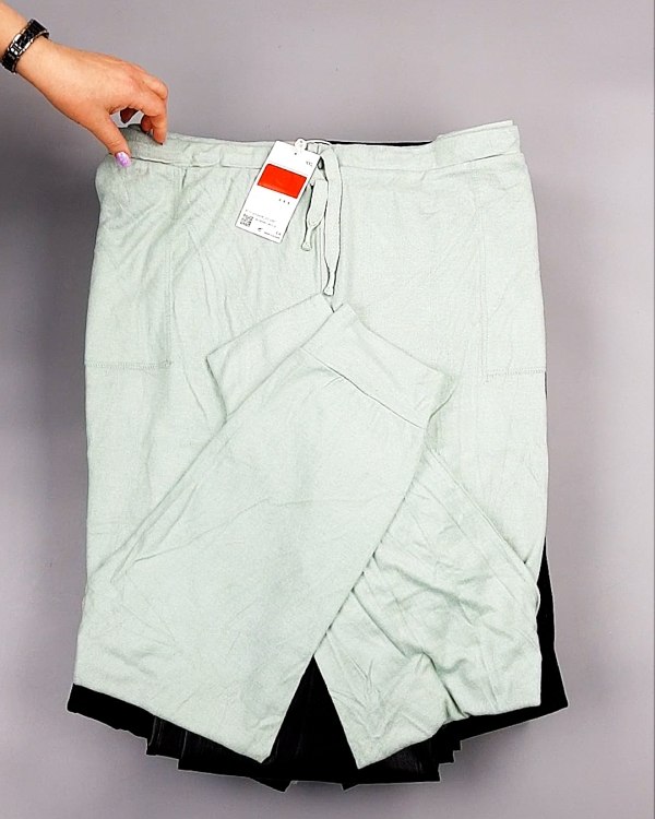 Фотография  159 - Брюки женские зима C&A 025#10 кг, ЛОТ №7910 оптом в Калининграде и Калининградской области