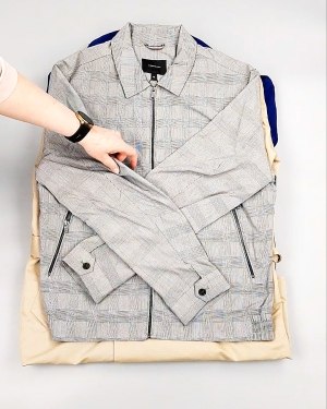 Фотография  694 - Ветровки м/ж C&A 025#10 кг, ЛОТ №7864 оптом в Калининграде и Калининградской области