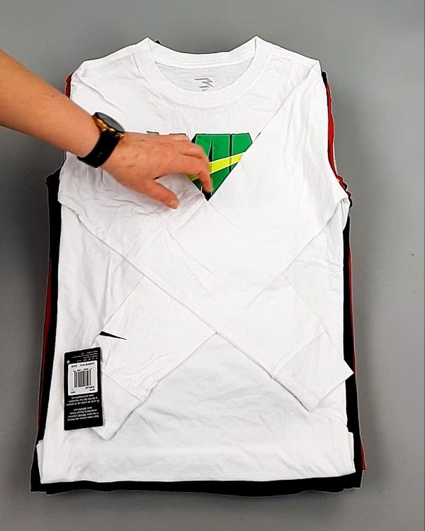 Фотография  761 - Тонковки детские NIKE CAN 084#5 кг, ЛОТ №7970 оптом в Калининграде и Калининградской области