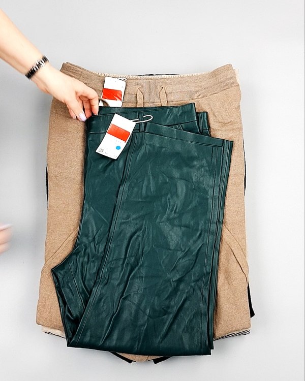 Фотография  693 - Брюки женские зима C&A 025#10 кг, ЛОТ №7910 оптом в Калининграде и Калининградской области