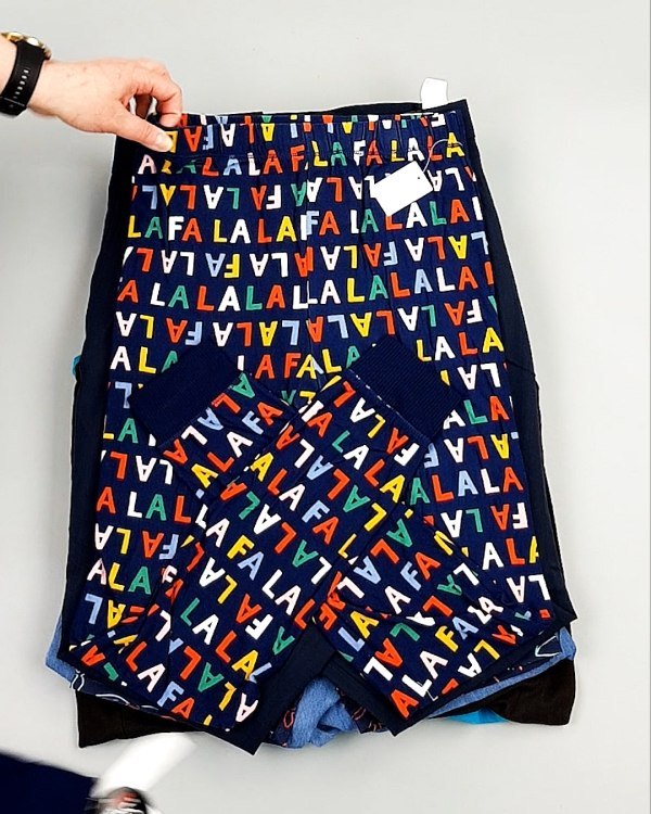 Фотография  786 - KIDS СТОК CAN 084#5 кг, ЛОТ №8006 оптом в Калининграде и Калининградской области