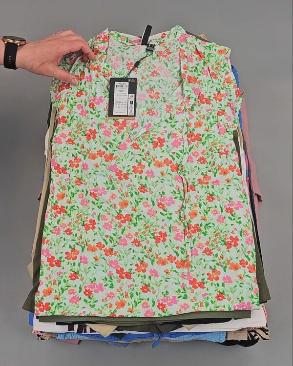 Фотография  733 - PIECES Summer mix 045#15 кг, ЛОТ №8421 оптом в Калининграде и Калининградской области