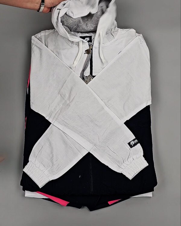 Фотография  346 - Спортивные костюмы  AD83#4 шт, ЛОТ №8637 оптом в Калининграде и Калининградской области