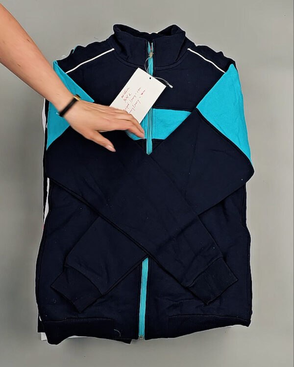 Фотография  162 - Спортивные костюмы  AD83#10 шт, ЛОТ №8639 оптом в Калининграде и Калининградской области