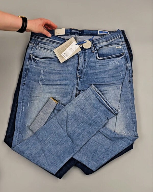 Фотография  519 - Джинсы BLEND HE 045#5 кг, ЛОТ №8685 оптом в Калининграде и Калининградской области