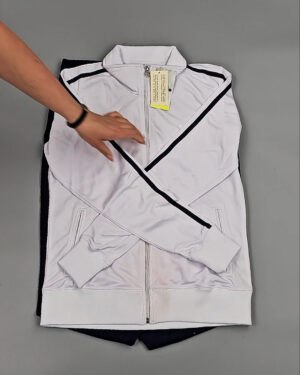 Фотография  944 - Спортивные костюмы  AD83#4 шт, ЛОТ №8637 оптом в Калининграде и Калининградской области