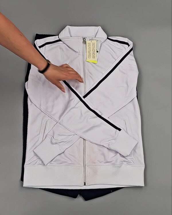 Фотография  120 - Спортивные костюмы  AD83#4 шт, ЛОТ №8637 оптом в Калининграде и Калининградской области