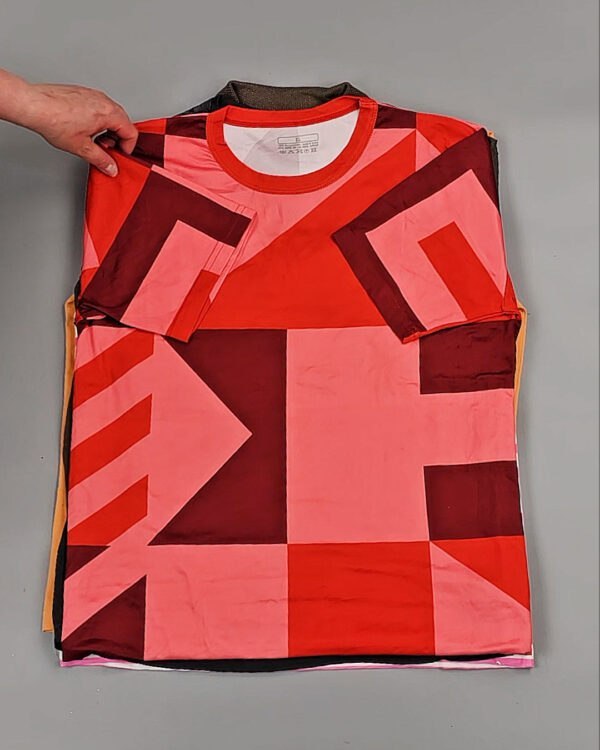 Фотография  306 - Футболки м/ж Cr+Ex#8 кг, ЛОТ № ВК0100 оптом в Калининграде и Калининградской области