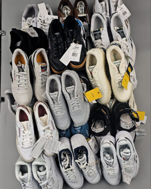 Купить Кроссовки Reebok#23 шт, ЛОТ №8896 оптом в Калининграде и Калининградской области