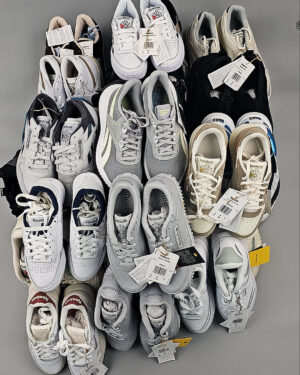 Купить Кроссовки Reebok#23 шт, ЛОТ №8897 оптом в Калининграде и Калининградской области