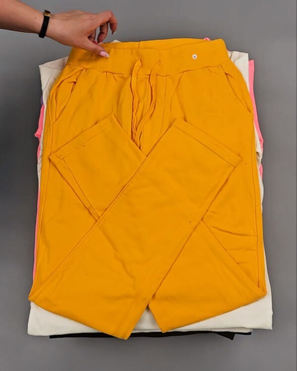 Фотография  912 - CIRCUS mix #11,9 кг, ЛОТ №8805 оптом в Калининграде и Калининградской области