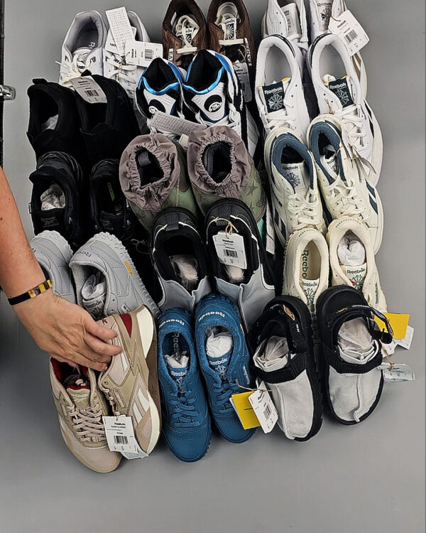 Фотография  184 - Кроссовки Reebok#23 шт, ЛОТ №8896 оптом в Калининграде и Калининградской области