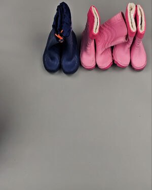 Фотография  927 - Обувь детская Summer Autlet#6 кг, ЛОТ № ВК0128 оптом в Калининграде и Калининградской области