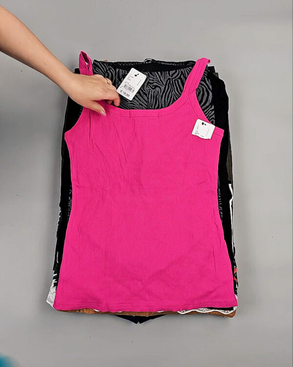 Фотография  588 - Летний микс CALZEDONIA, 50 шт, ЛОТ №8857 оптом в Калининграде и Калининградской области