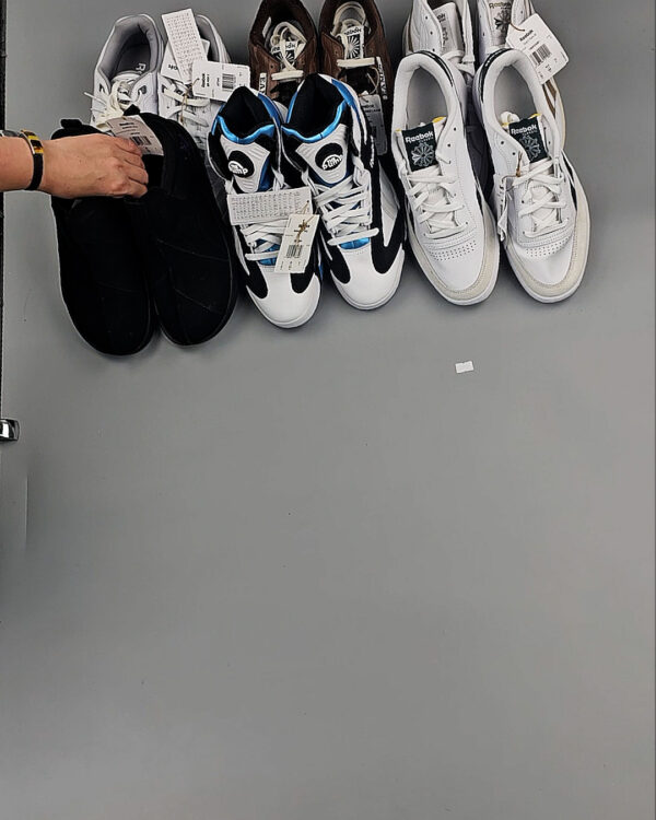 Фотография  915 - Кроссовки Reebok#23 шт, ЛОТ №8896 оптом в Калининграде и Калининградской области