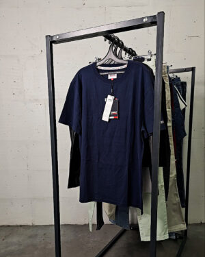 Купить LACOSTE, CALVIN KLEIN, TOMMY HILFIGER, GUESS + 075#19 шт, ЛОТ №9073 оптом в Калининграде и Калининградской области