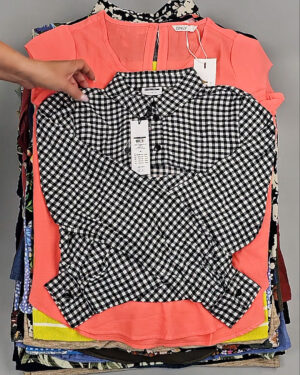 Фотография  207 - Блузки+Джемпера Bestseller Summer 045 B#8,5 кг, ЛОТ №9041 оптом в Калининграде и Калининградской области