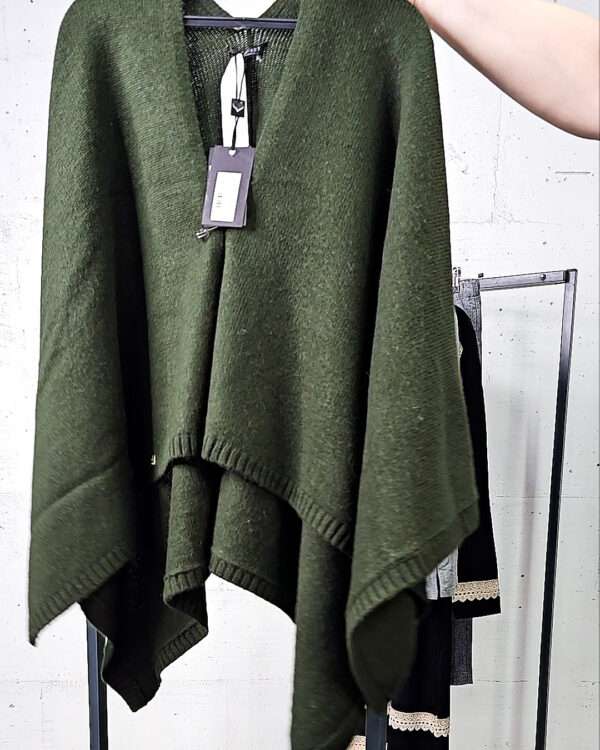 Фотография  503 - TWIN-SET 075#9 шт, ЛОТ №9080 оптом в Калининграде и Калининградской области