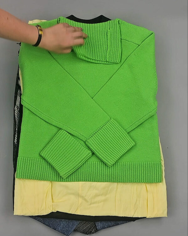 Фотография  518 - CO COUTURE mix 075#25 шт, ЛОТ №9010 оптом в Калининграде и Калининградской области