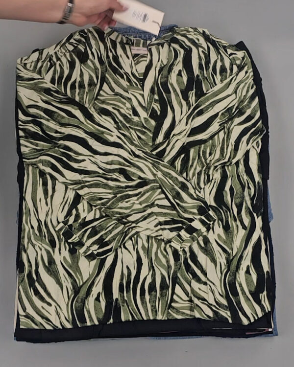 Фотография  596 - CARMACOMA mix 075#25 шт, ЛОТ №9014 оптом в Калининграде и Калининградской области