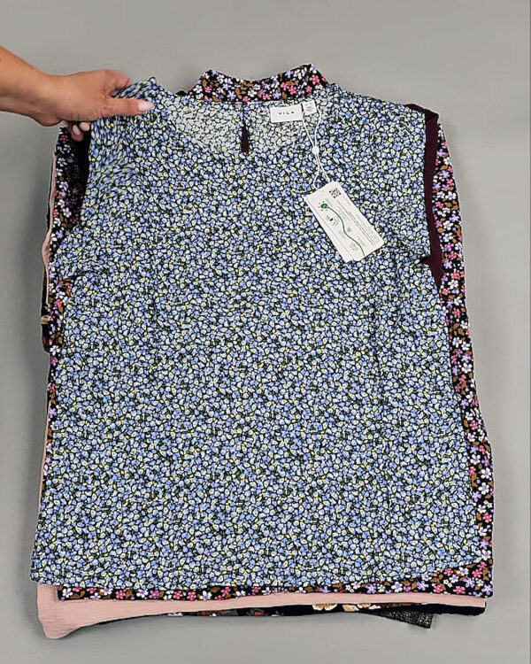 Фотография  291 - Блузки+Джемпера Bestseller Summer 045 B#8,5 кг, ЛОТ №9040 оптом в Калининграде и Калининградской области