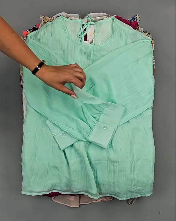 Фотография  848 - Блузки Корея 085#5 кг оптом в Калининграде и Калининградской области