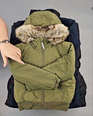 Фотография  954 - Верхняя одежда СТОК дети 065#10 кг, ЛОТ СТ-9343 оптом в Калининграде и Калининградской области