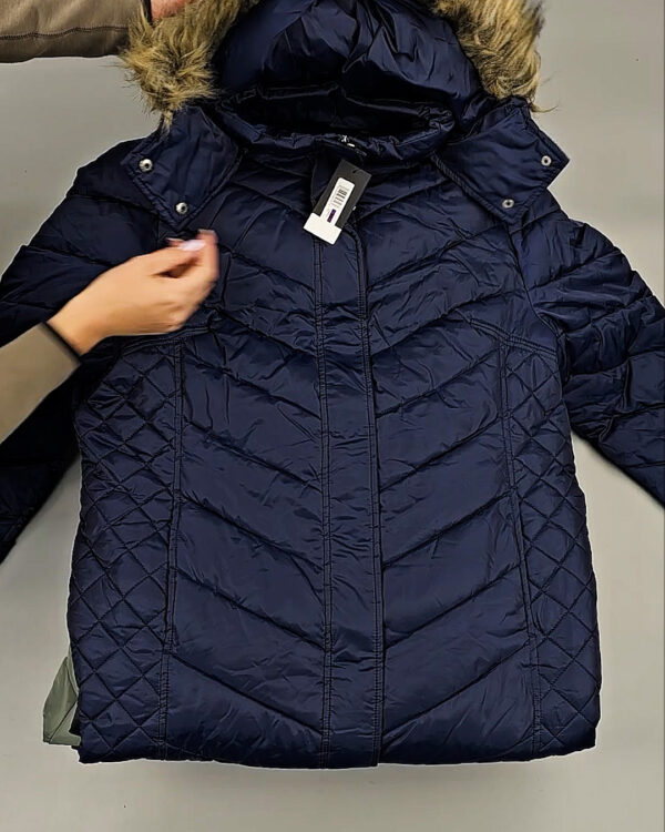 Фотография  838 - Верхняя одежда женская CAN 104#15 кг, ЛОТ СТ-9349 оптом в Калининграде и Калининградской области