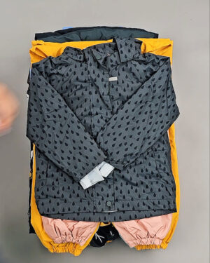 Фотография  627 - Верхняя одежда TCM kids зима 104#5 кг, ЛОТ СТ-9334 оптом в Калининграде и Калининградской области