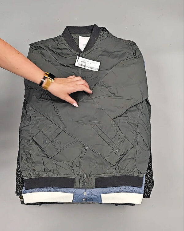 Фотография  866 - Верхняя одежда Корея 085#15 кг, ЛОТ № СТ-9248 оптом в Калининграде и Калининградской области