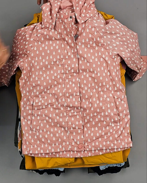 Фотография  572 - Верхняя одежда TCM kids 074#7 кг оптом в Калининграде и Калининградской области