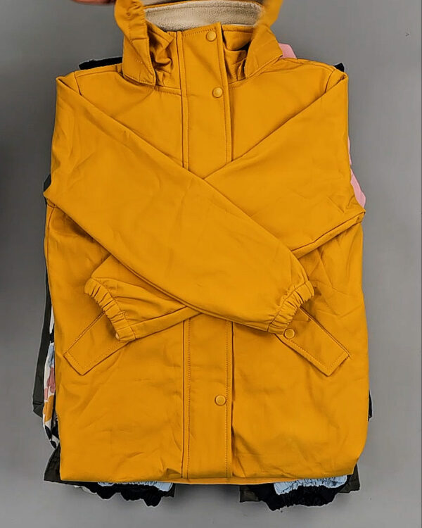 Фотография  421 - Верхняя одежда TCM kids 074#7 кг оптом в Калининграде и Калининградской области