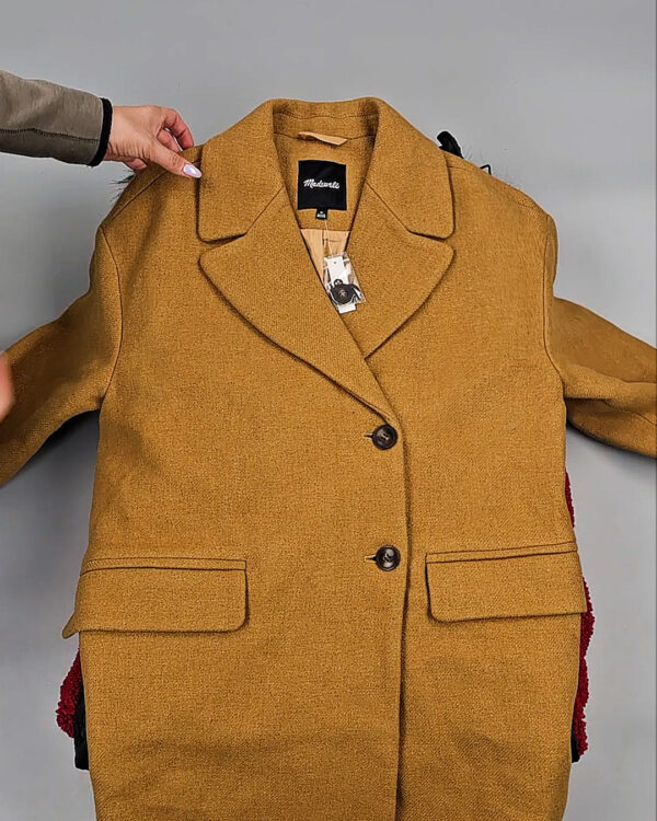 Фотография  800 - Верхняя одежда женская CAN 104#15 кг, ЛОТ СТ-9352 оптом в Калининграде и Калининградской области