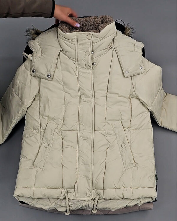 Фотография  502 - Верхняя одежда женская CAN 104#15 кг, ЛОТ СТ-9350 оптом в Калининграде и Калининградской области