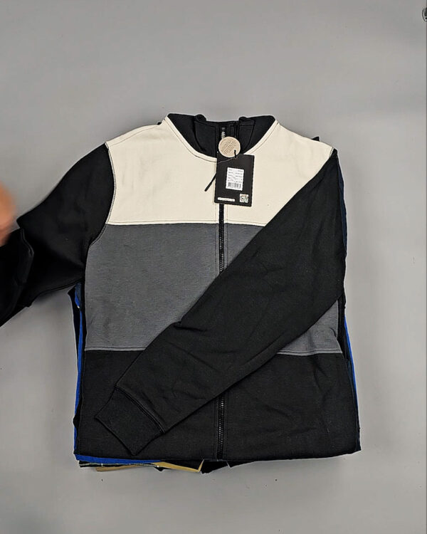 Фотография  742 - Мужской зимний микс Blend He, 20 кг, ЛОТ №СТ-9253 оптом в Калининграде и Калининградской области