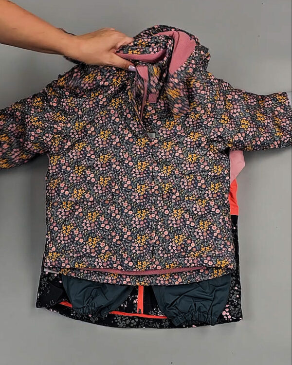 Фотография  394 - Верхняя одежда TCM kids 074#7 кг, ЛОТ СТ-9330 оптом в Калининграде и Калининградской области