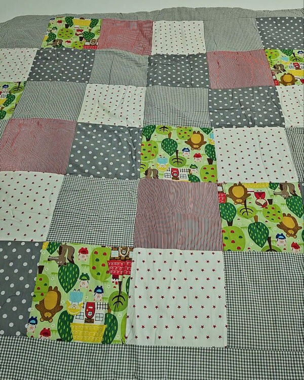 Фотография  915 - Покрывала#12,5 кг, ЛОТ СХ-0186 оптом в Калининграде и Калининградской области