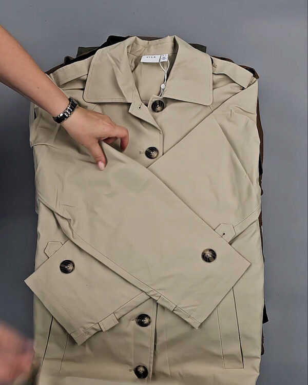 Фотография  371 - Ветровки Bestseller 045#10 кг, ЛОТ СТ-9409 оптом в Калининграде и Калининградской области