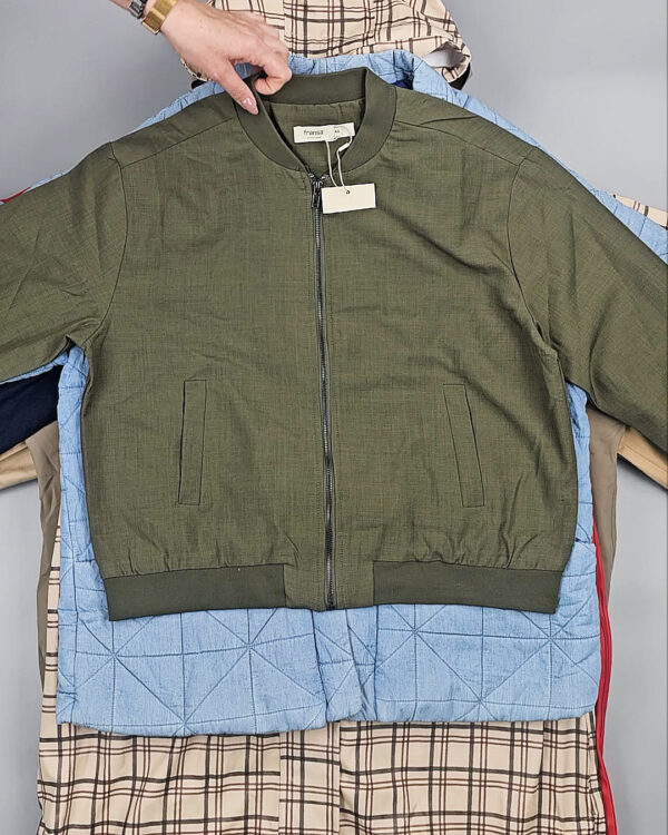 Фотография  698 - Ветровки DK Company 075#10 кг, ЛОТ СТ-9552 оптом в Калининграде и Калининградской области