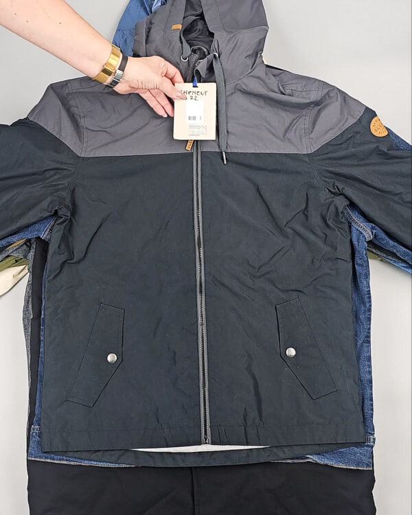 Фотография  386 - Ветровки BLEND HE + 075#10 кг, ЛОТ СТ-9569 оптом в Калининграде и Калининградской области