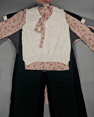 Фотография  720 - Комплекты жен Корея 085#5 кг, ЛОТ СТ-9574 оптом в Калининграде и Калининградской области