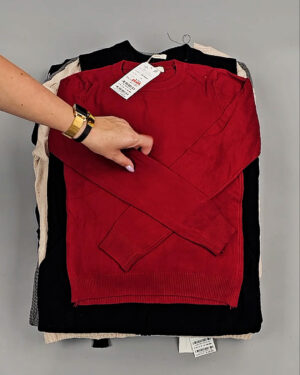 Фотография  492 - Джемпера Корея 085#7 кг, ЛОТ СТ-9415 оптом в Калининграде и Калининградской области