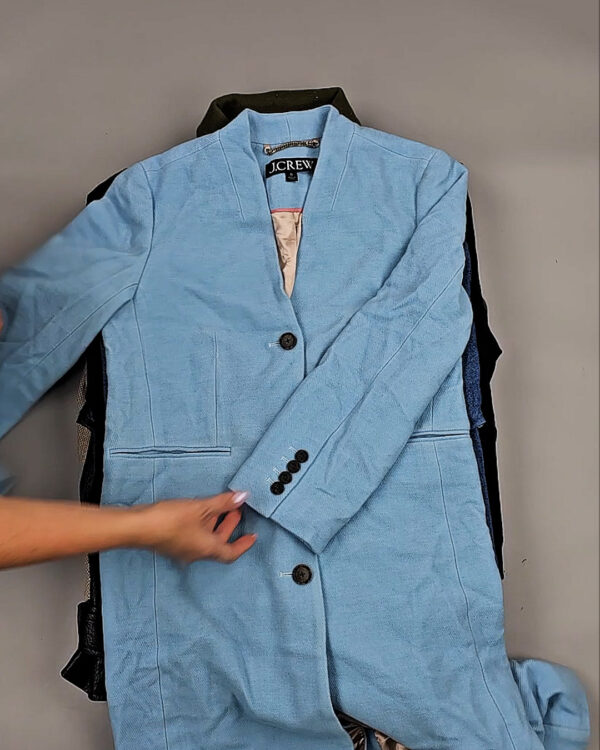 Фотография  937 - Ветровки женские CAN 104#11,5 кг, ЛОТ СТ-9402 оптом в Калининграде и Калининградской области