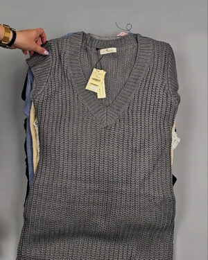 Фотография  610 - Джемпера Корея 085#7 кг, ЛОТ СТ-9415 оптом в Калининграде и Калининградской области