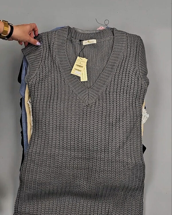 Фотография  518 - Джемпера Корея 085#7 кг, ЛОТ СТ-9415 оптом в Калининграде и Калининградской области