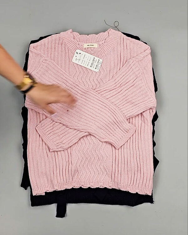 Фотография  903 - Джемпера Корея 085#7 кг, ЛОТ СТ-9415 оптом в Калининграде и Калининградской области