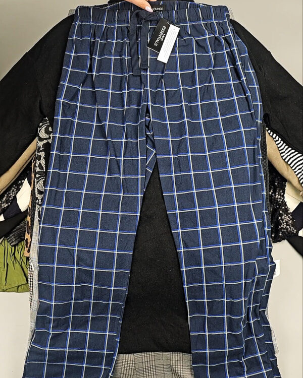 Фотография  431 - Scotland Winter БМ#60 кг, ЛОТ № СХ-0159 оптом в Калининграде и Калининградской области